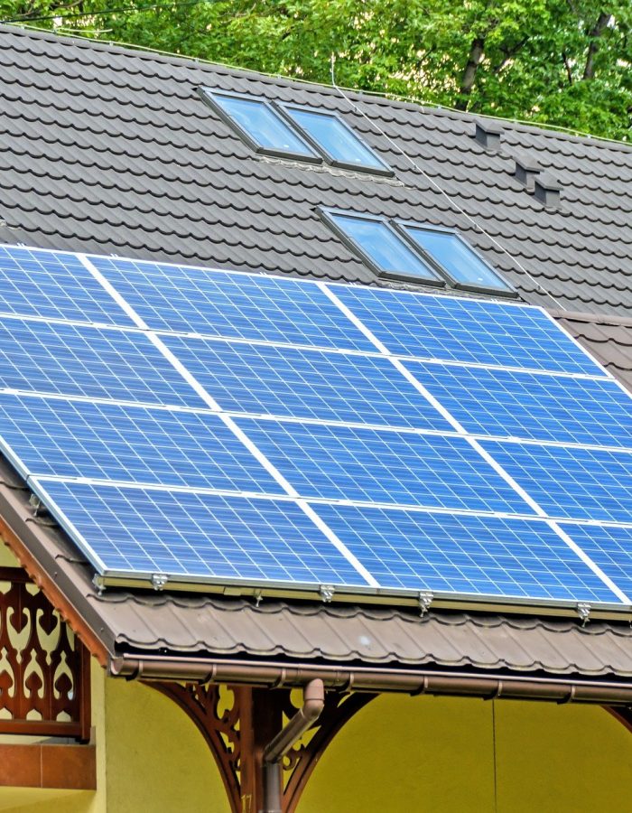 solar-panels-1477987_1920